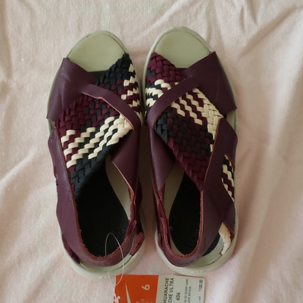 W Air Huarache Ulta Sandals